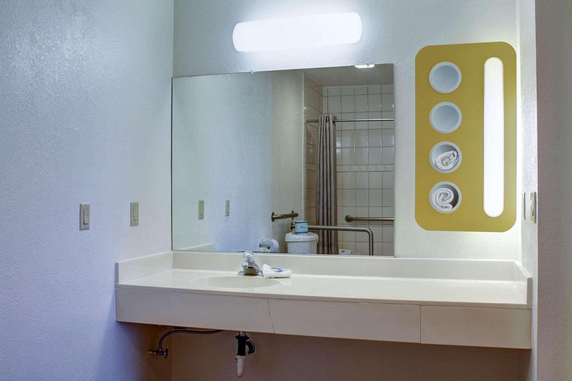 Motel 6-Bishop, Ca ภายนอก รูปภาพ
