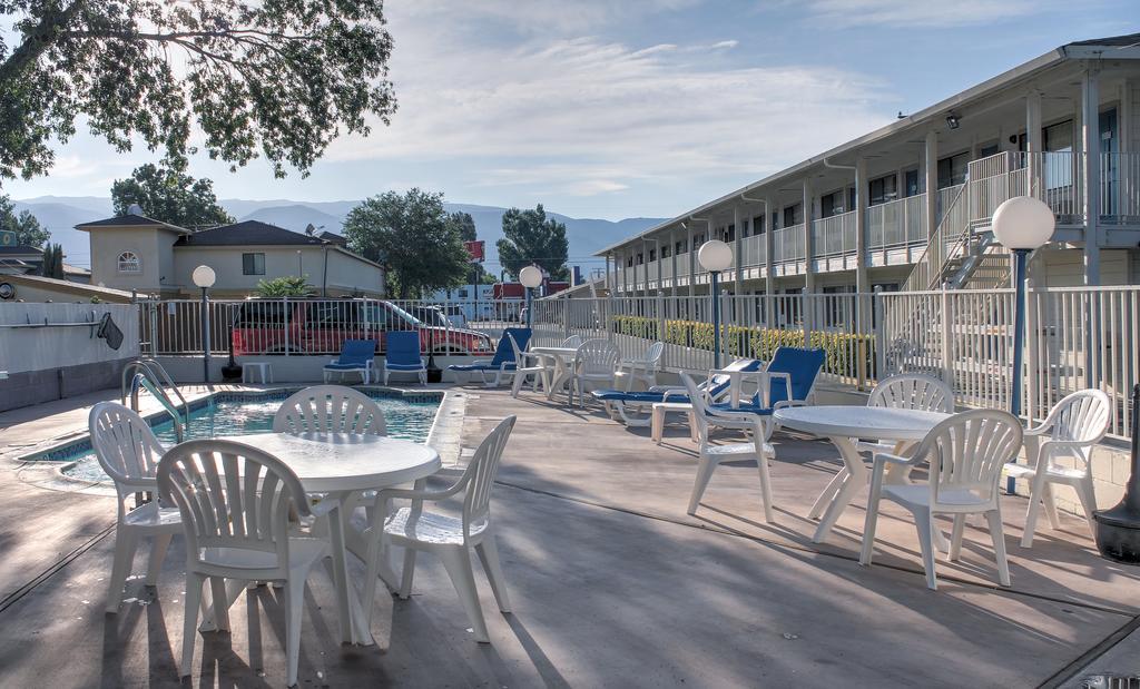 Motel 6-Bishop, Ca ภายนอก รูปภาพ