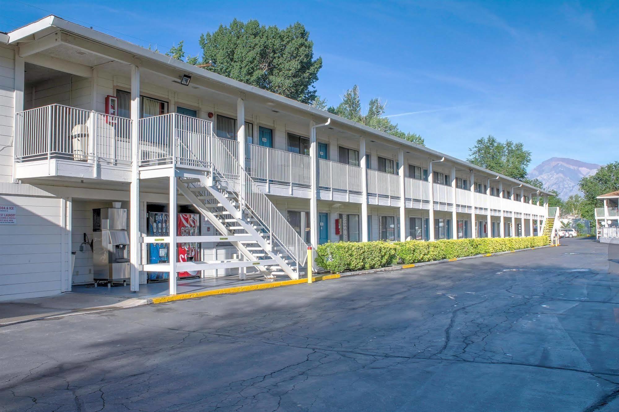 Motel 6-Bishop, Ca ภายนอก รูปภาพ