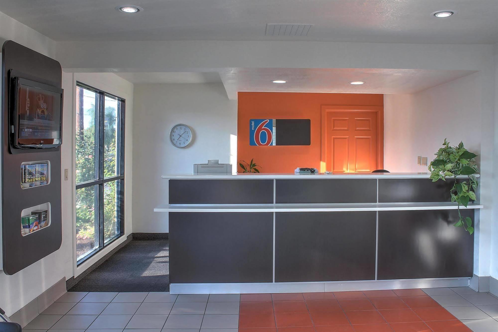Motel 6-Bishop, Ca ภายนอก รูปภาพ